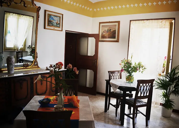 Antico Borgo 3* ロゼート・デッリ・アブルッツィ